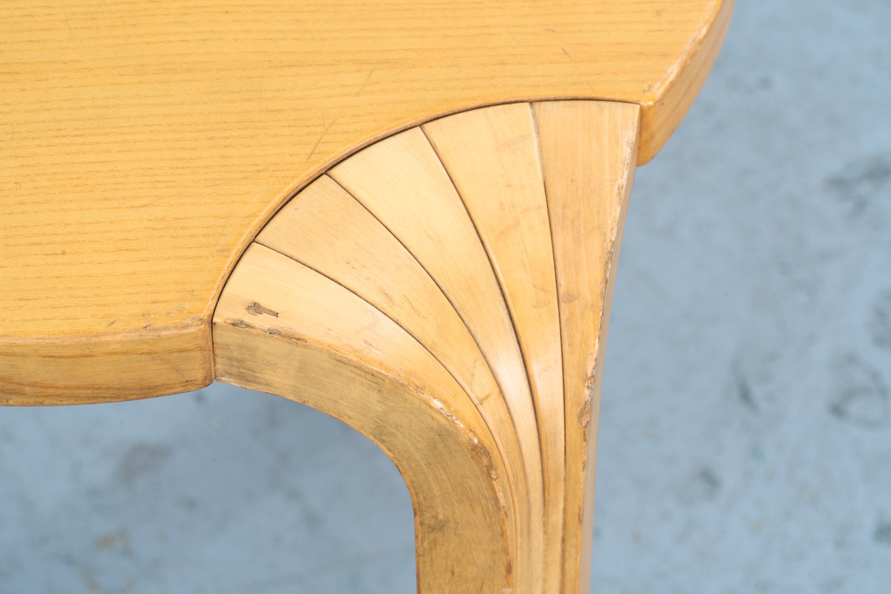 Alvar Aalto | X600 Stool