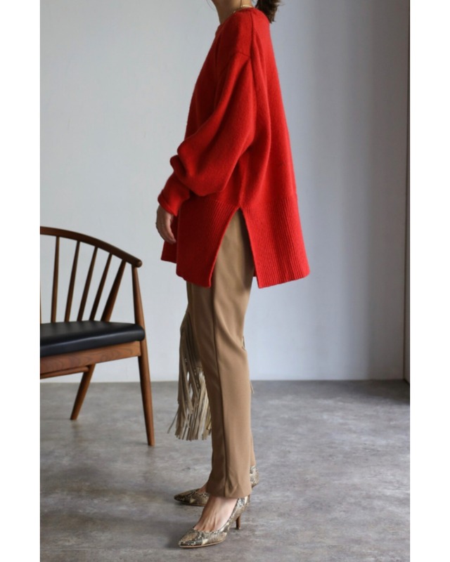 フロントスリットテーパードパンツ