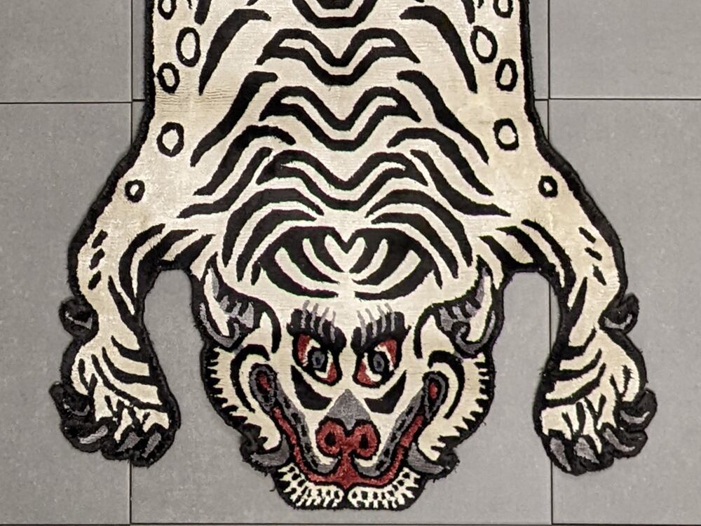 Tibetan Tiger Rug (Sサイズ シルク ナチュラルサンド 060) チベタン