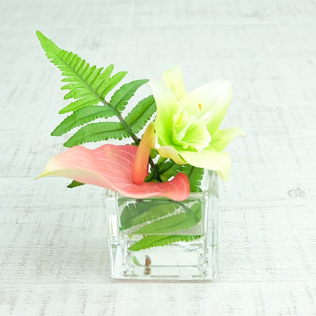 アートフラワーギフト!『みずみずしい!マジカルウォーター ミニシリーズ』グリーンユーチャリス