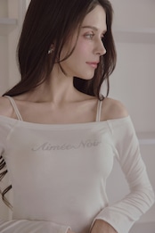 Off-shoulder stone tops