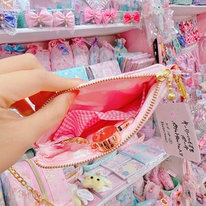 【N9】18-7キーリール付きポーチ（ポケットティッシュ入り）