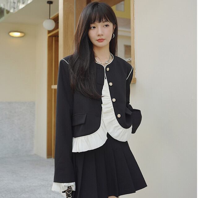 ジャケット レディース フリル 長袖 ゴールド 金ボタン フォーマル おしゃれ かわいい 個性的 ブラック S/M/L/XL