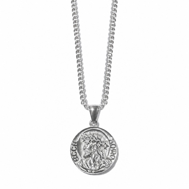 Sacred Grace Medallion Necklace（シルバー）