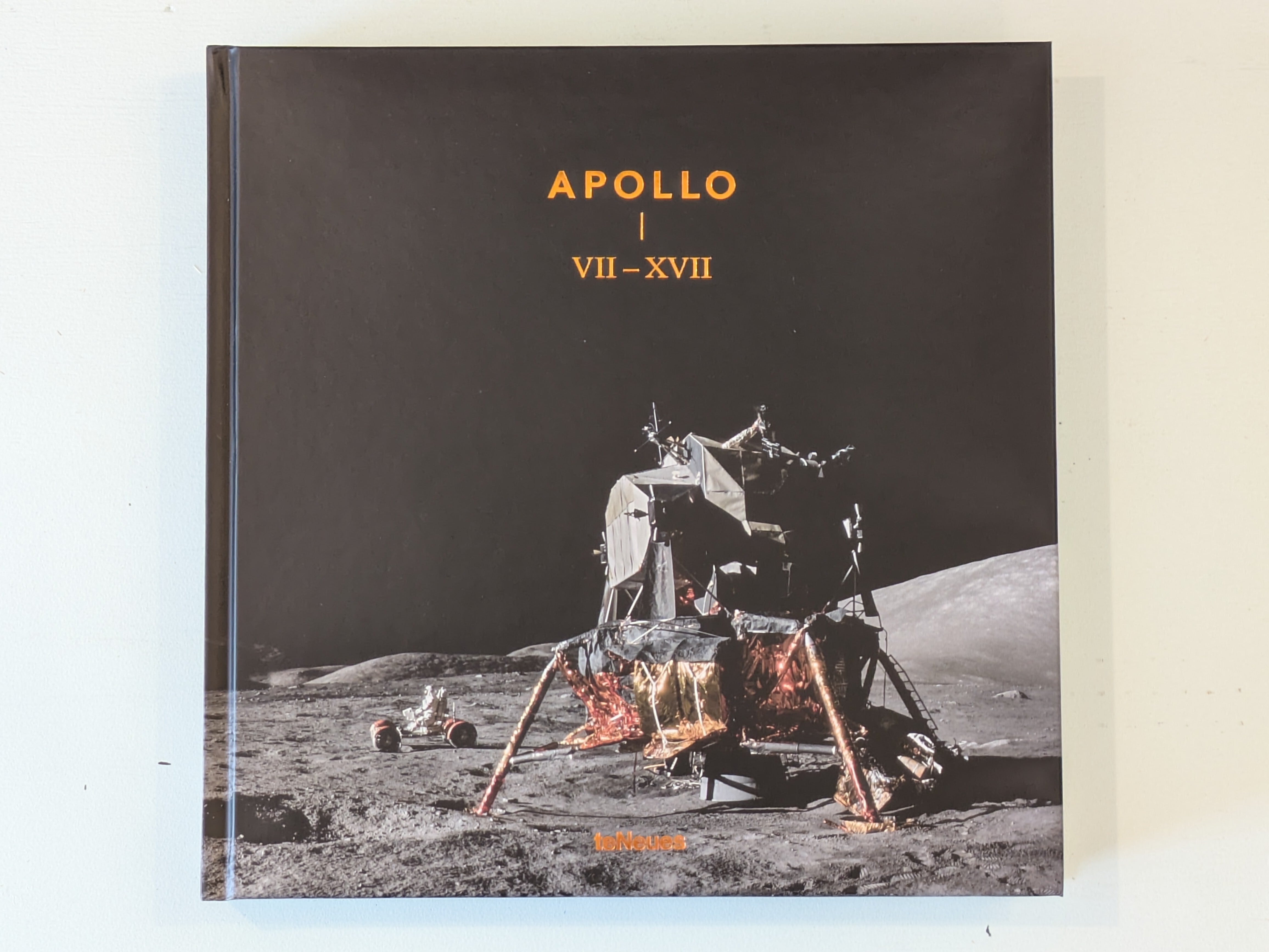Apollo : VII – XVII / アポロ 11号 月面着陸 | Photobooks on the