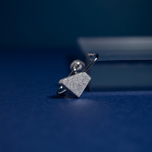 銀色の世界　イヤーカフ