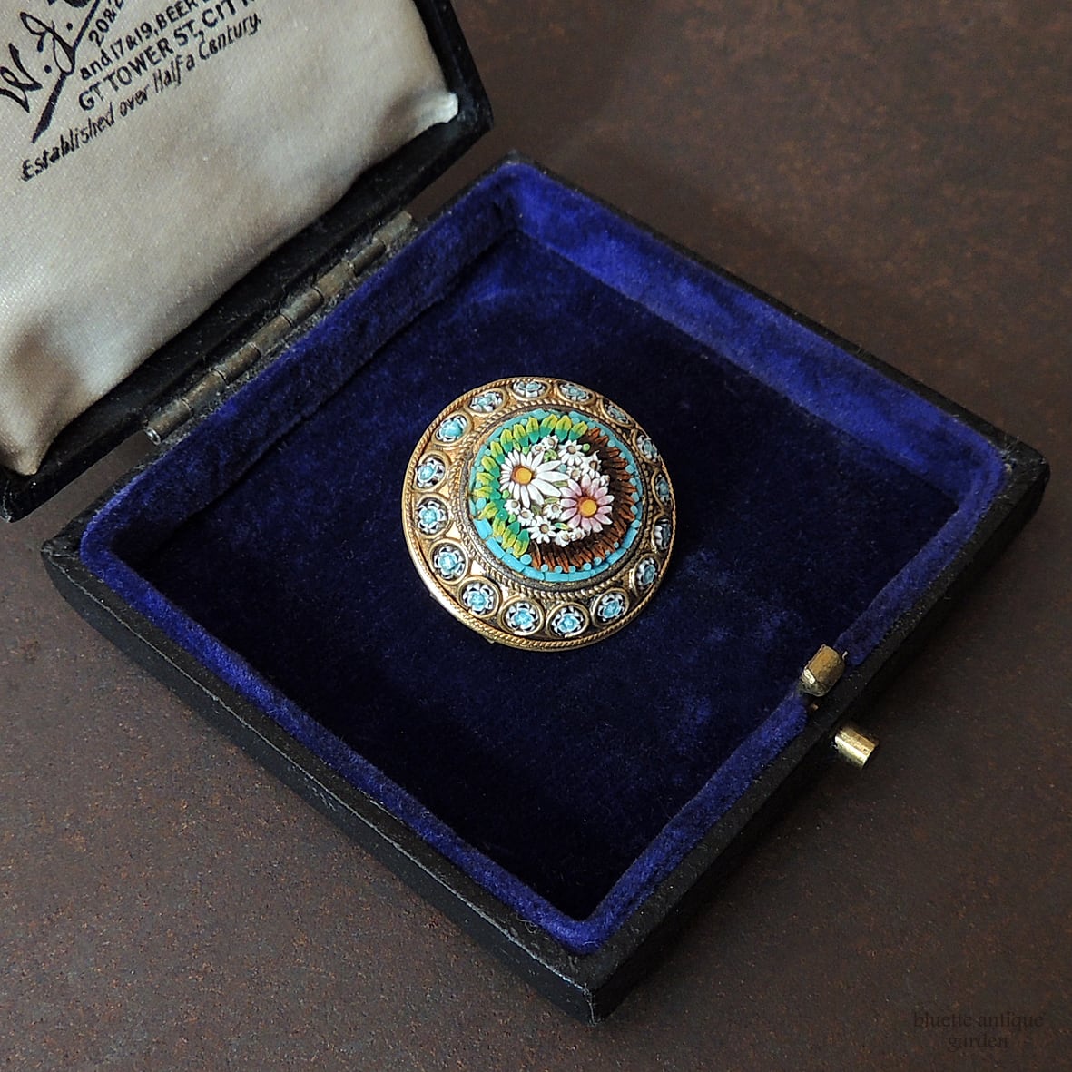 イタリアアンティーク マイクロモザイク ブローチ【マー ガレット