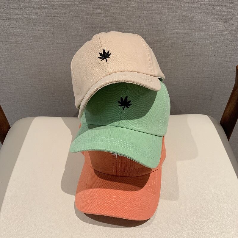 スプリング刺繍キャップ カジュアル 春物 ブラック・アイド・ピーズ31635512293