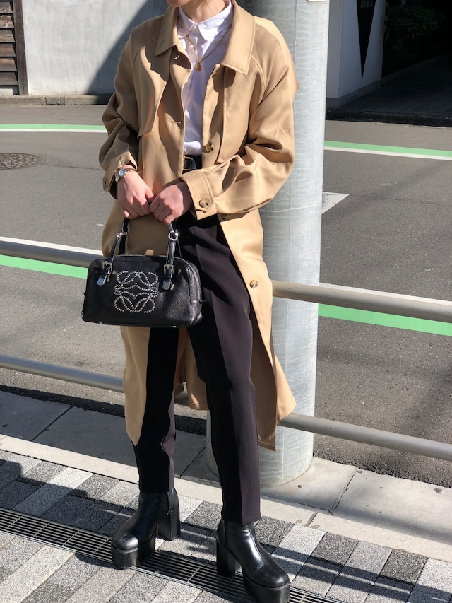 LOEWE ロエベ ハンドバッグ ブラック アナグラム スタッズ レザー ミニボストン vintage ヴィンテージ オールド ebimhj