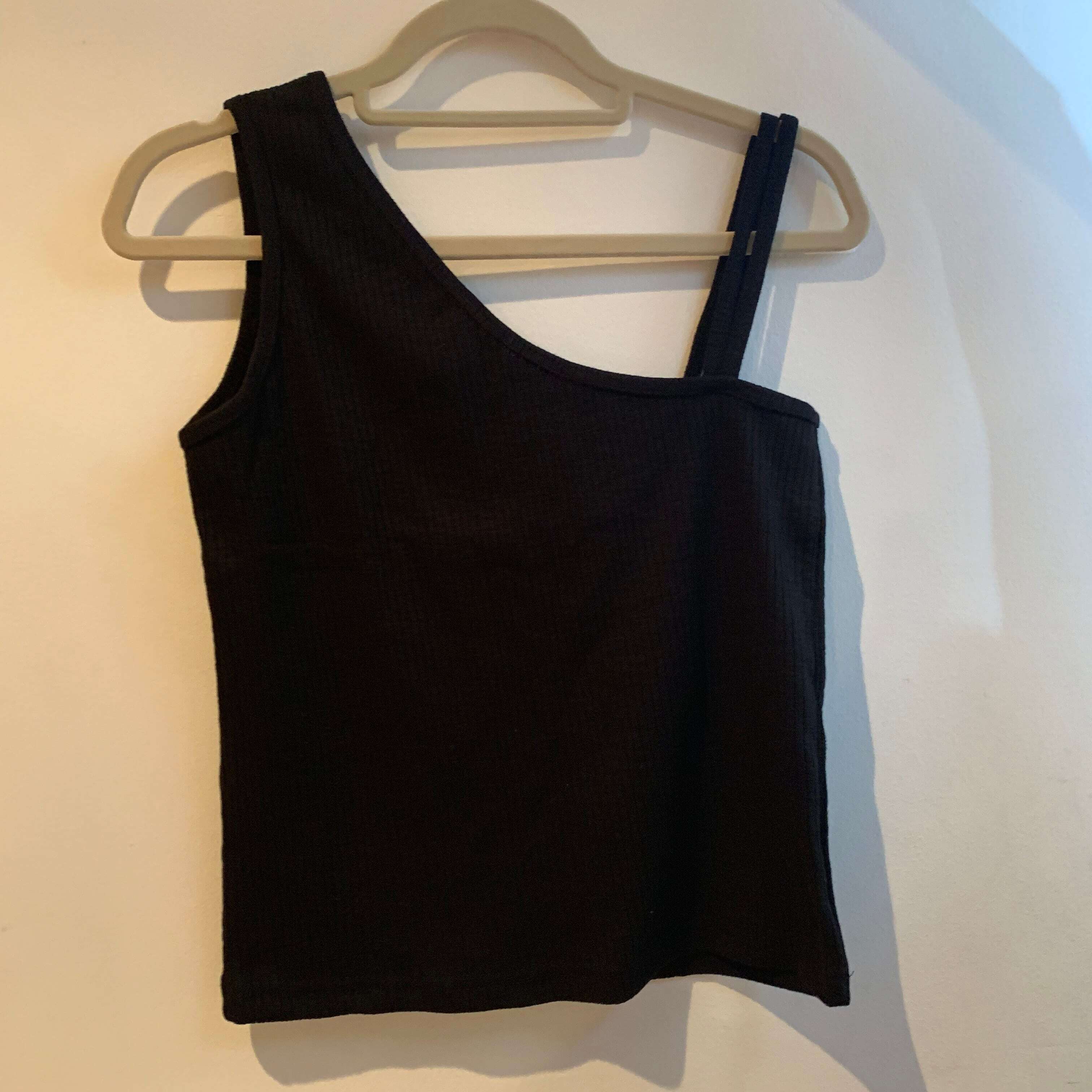 【Cherily】one shoulder tank top