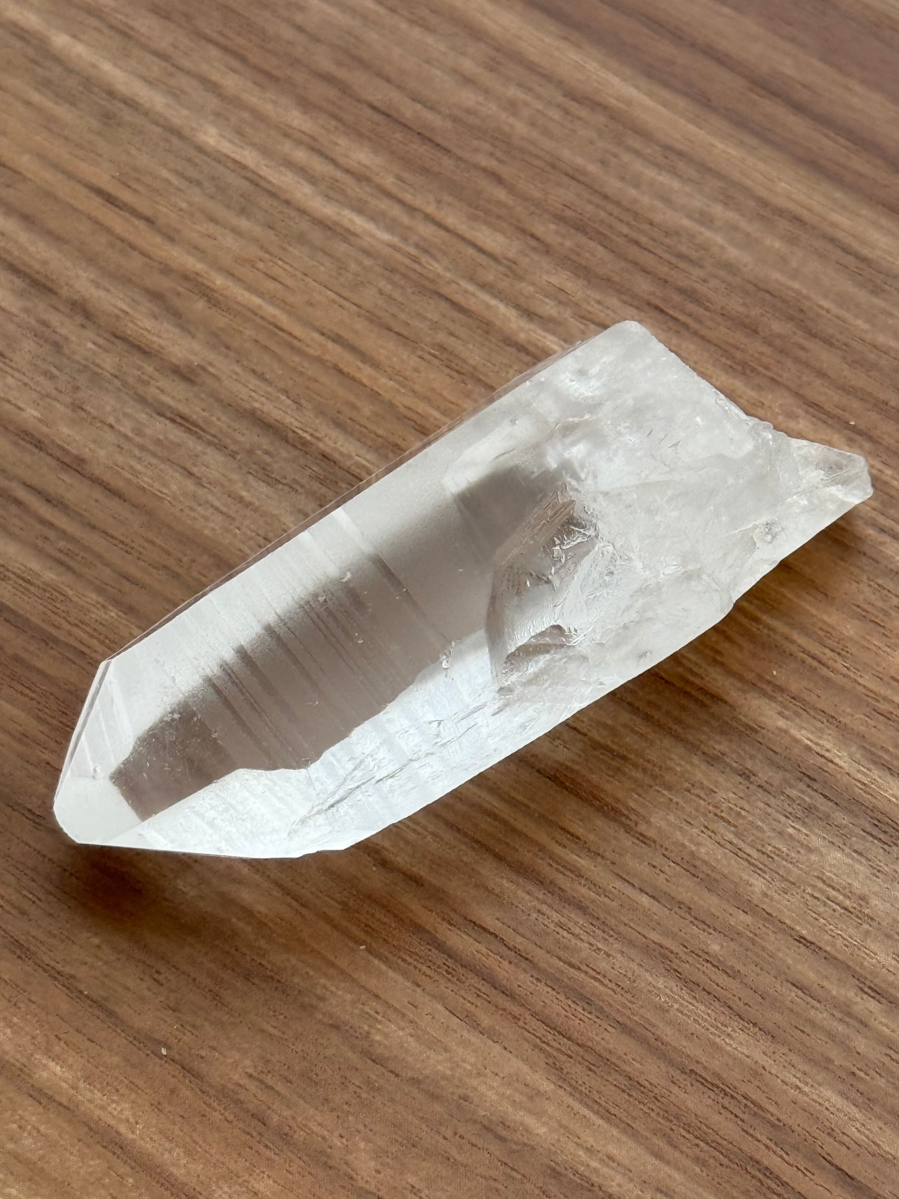 透明感あり!レムリアンポイント LP74