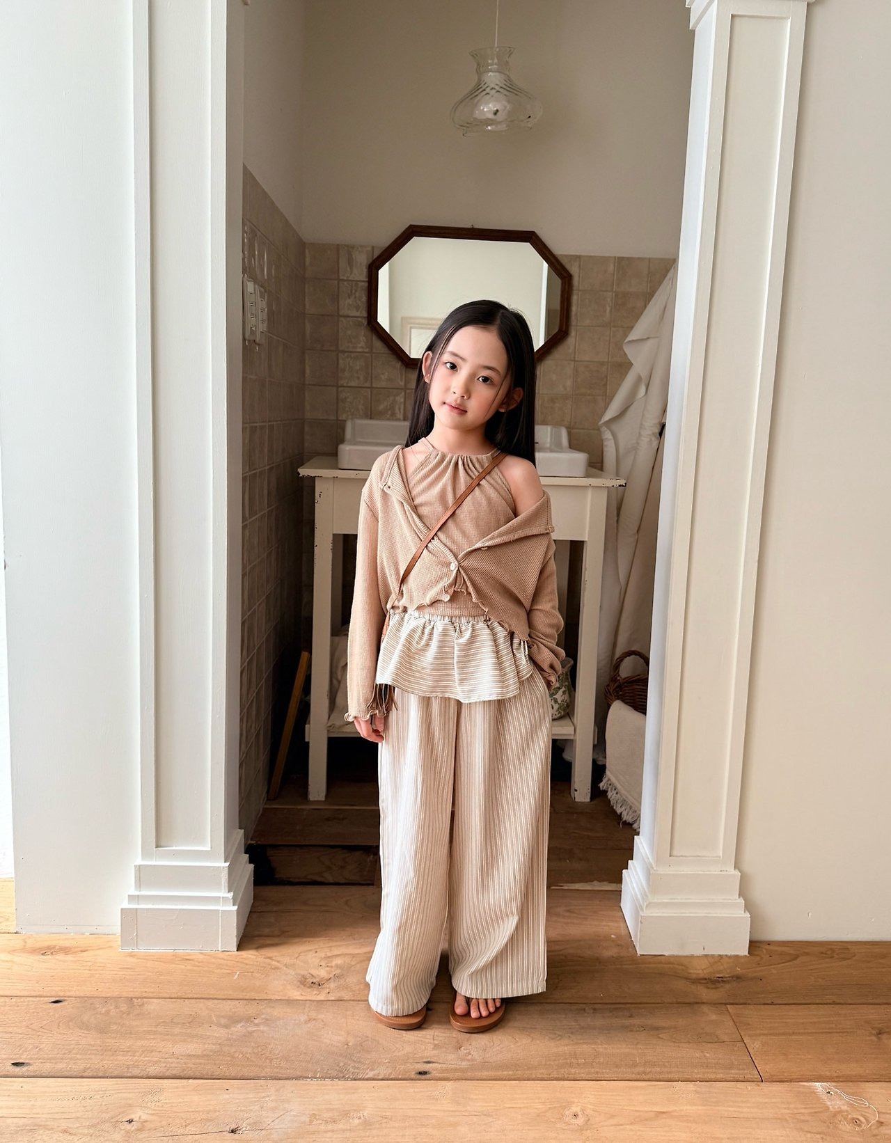 [COMMA] Halter Cardigan (Beige) (140/150) / [콤마] 홀터가디건(베이지) (140/150)