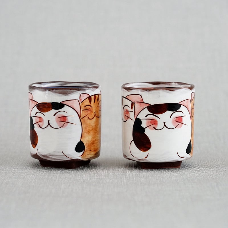 仲良しネコ 角高台コップ | 菊祥陶器／工房祥sho～ Kikusho Pottery