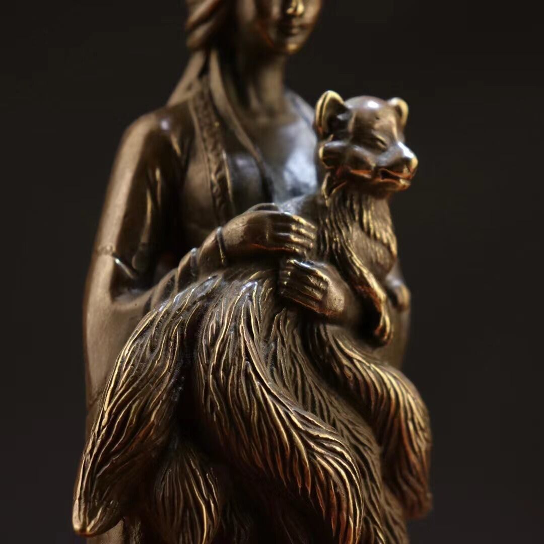 九尾狐仙 霊狐 装飾品 工芸品 美術品 置物 置物 オブジェ 九尾狐仙 霊狐 装飾品 工芸品 美術品 置物 狐 幸運 長寿