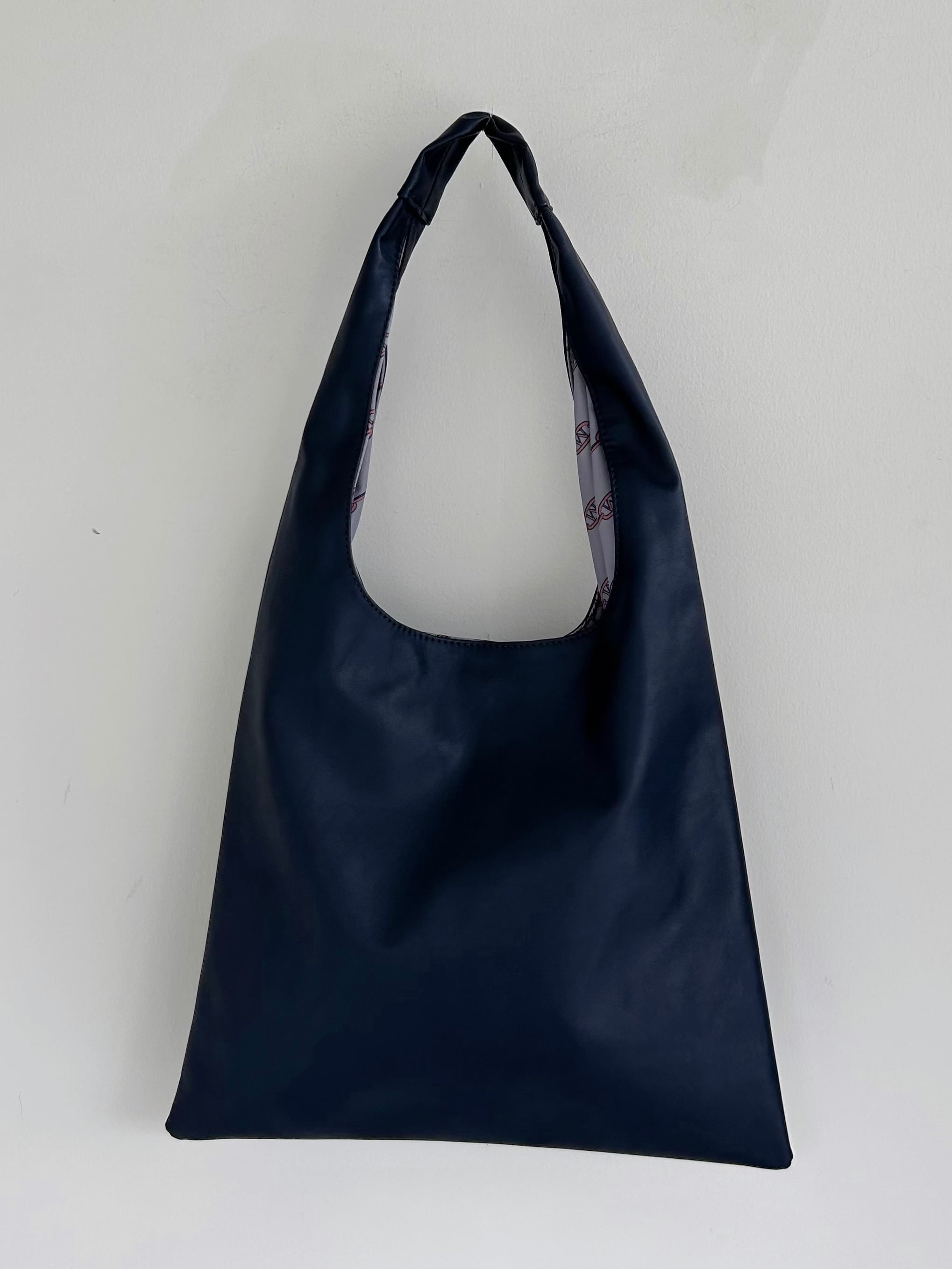 MUVEIL フェイクレザークマバッグ | KOKO