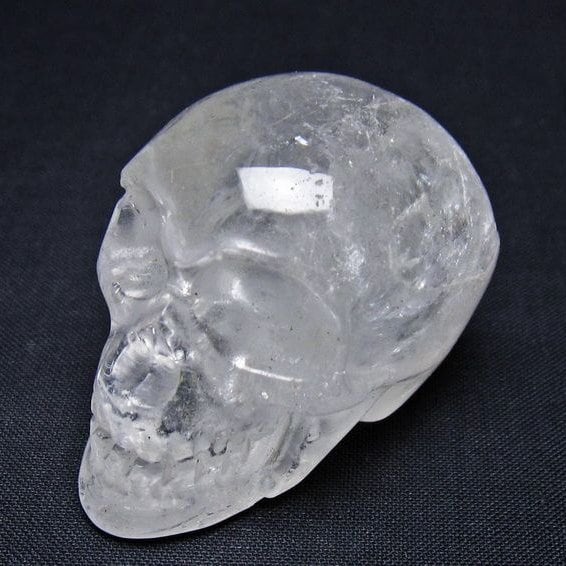 ✨️限定1点限り ✨️超格安　水晶ドクロ、ハンドメイド、手彫り、水晶、大型 水晶 置物 ドクロ スカル 一点物 145-1882 | 天然石・パワーストーンの
