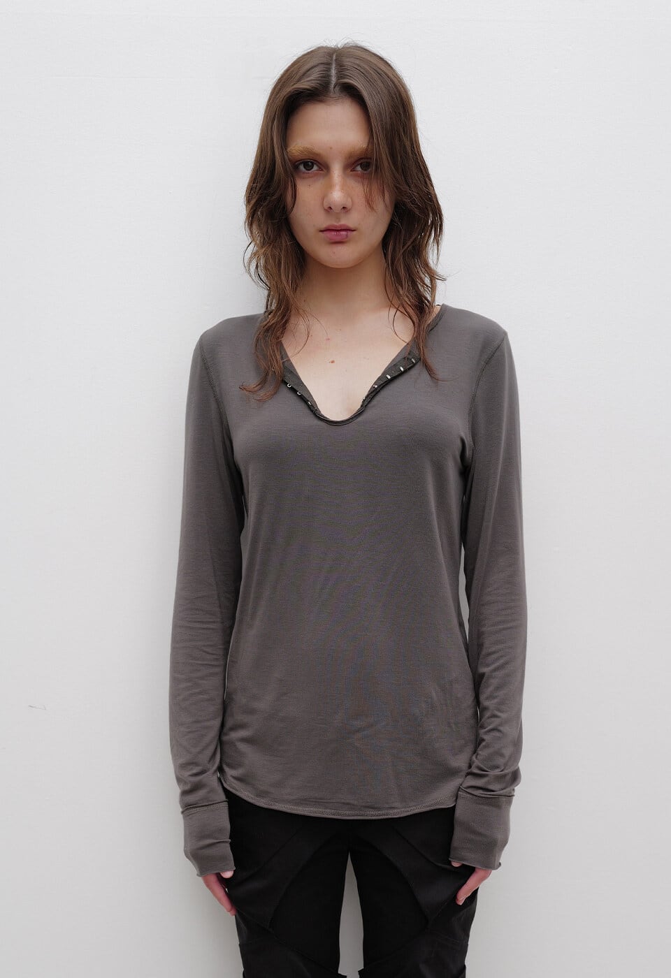 OPEN YY] HOOK HENLEY LONG SLEEVE, CHARCOAL 正規品 韓国ブランド
