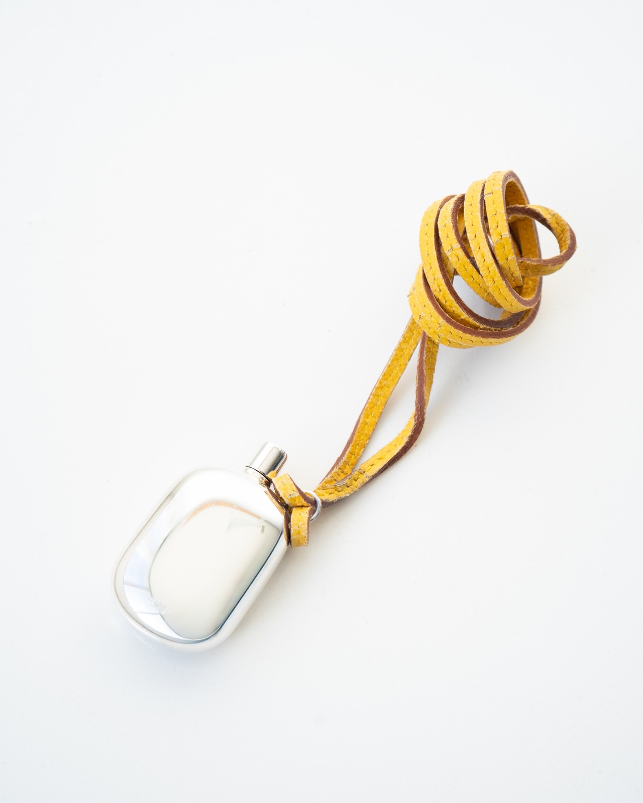 〈Hermès〉Parfume bottle Nacklace 1990s - 1