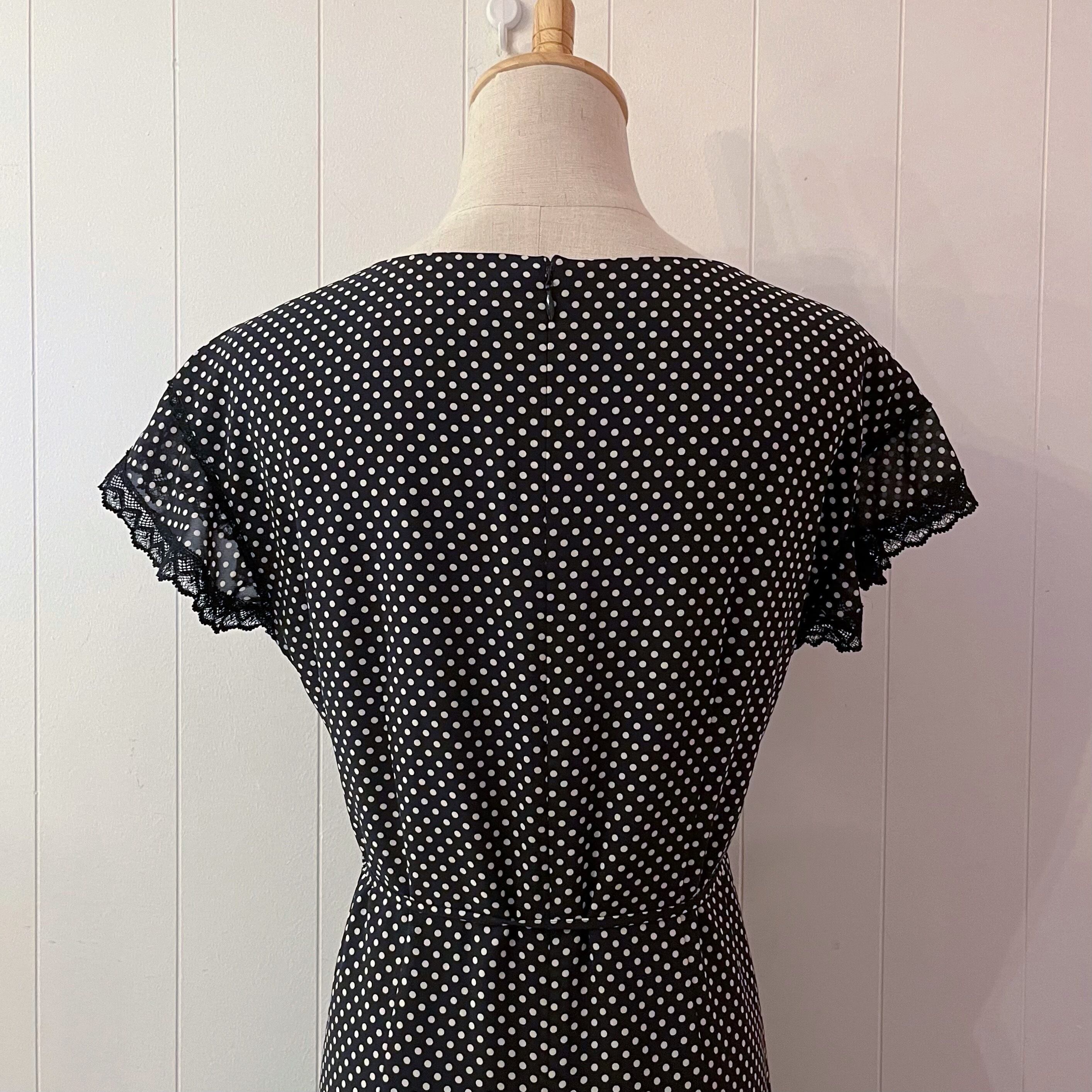 KETTY / dot lace sleeve less one-piece