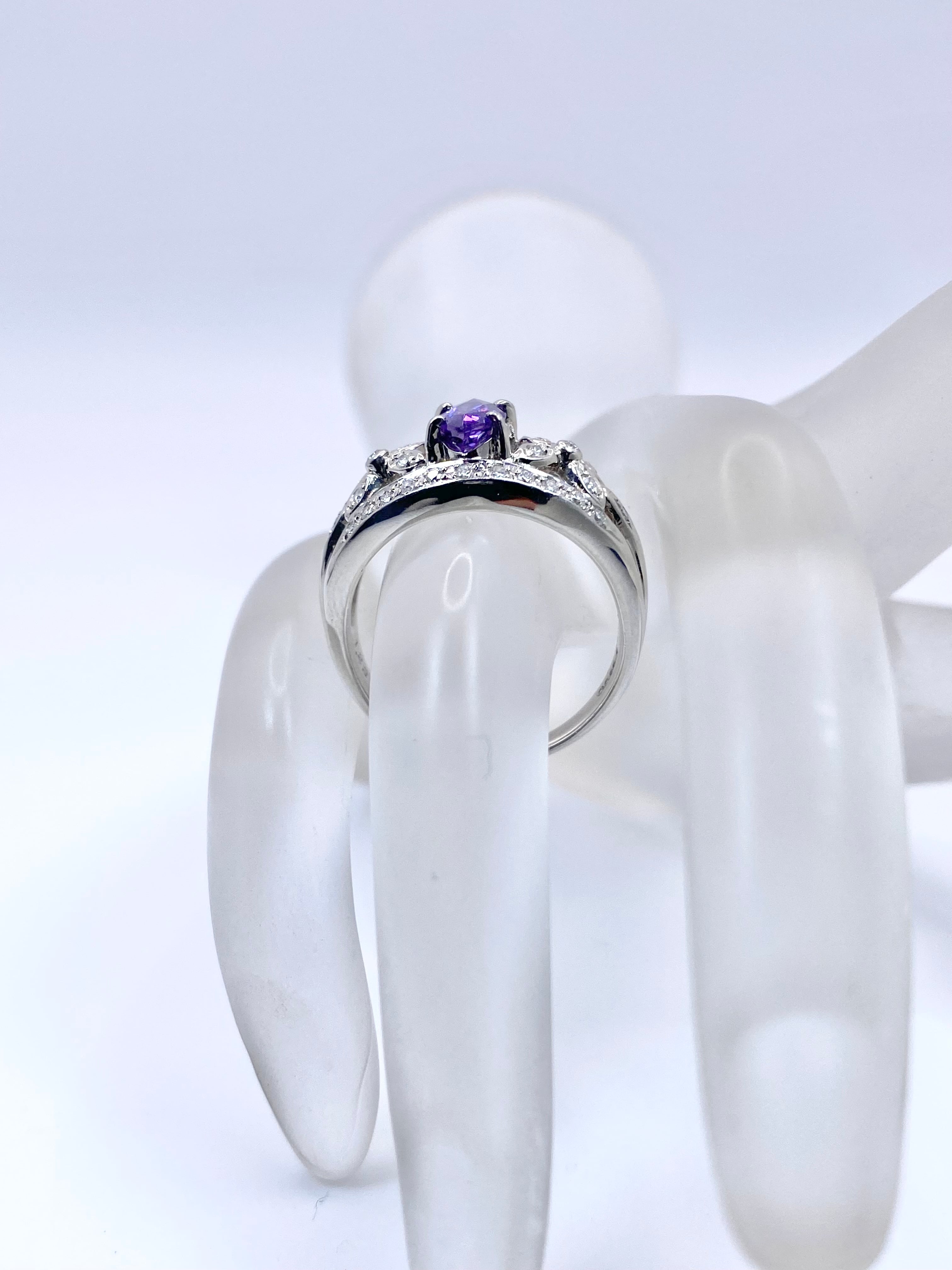 バイオレットスターサファイアリング　pt900 バイオレットサファイア 1.23ct / ダイヤモンド 計0.27ct Pt900 リング