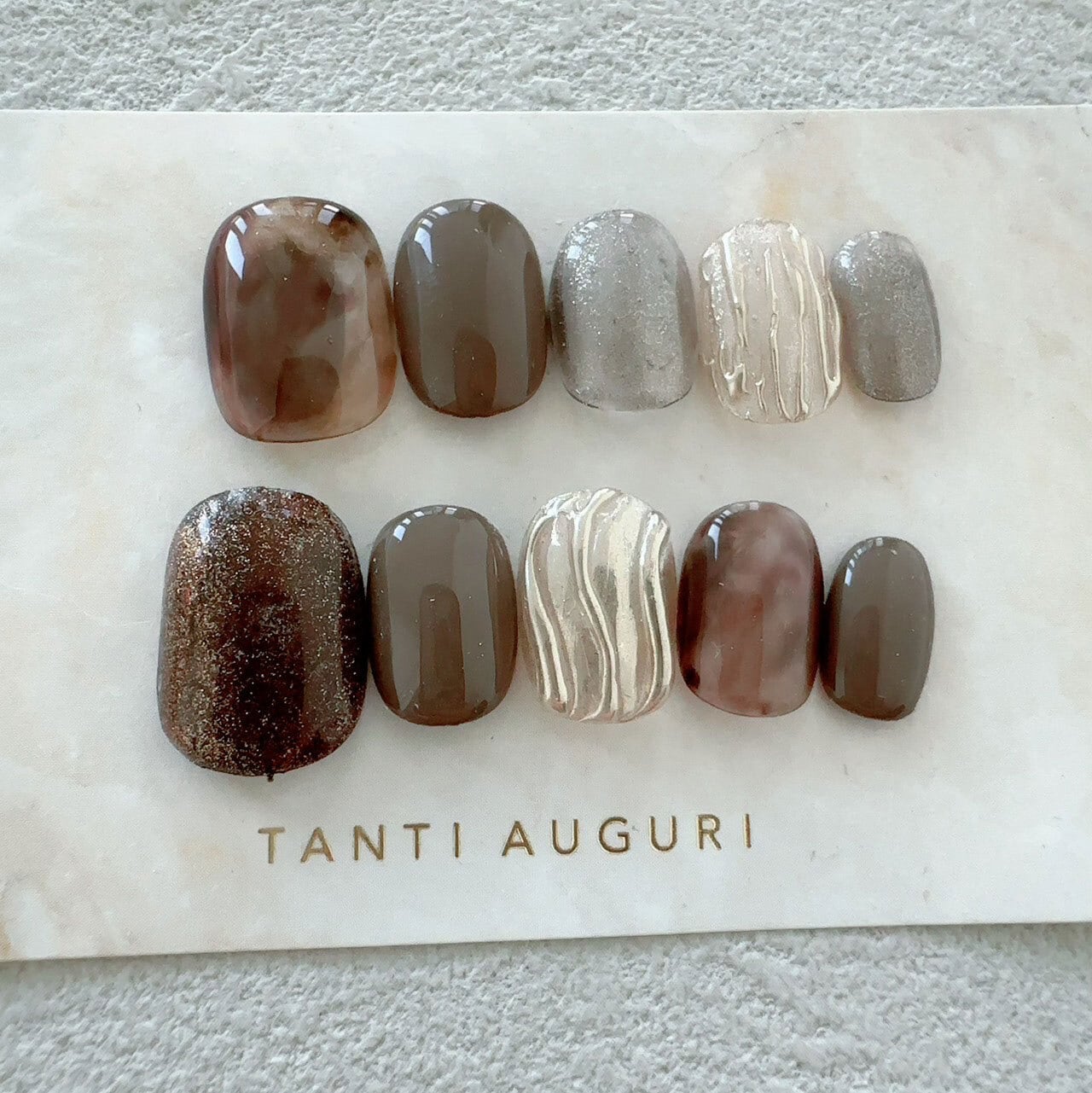 シンプル 茶色 ブラウン ネイルチップ ショート 結婚式 お呼ばれ 入学