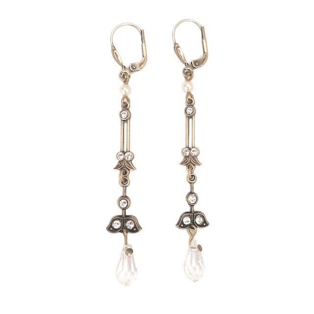 ドイツブランド Krikor ピアス ロングピアス 透明 クリア ビジュー ゴールド 華奢 おしゃれ アンティーク風 ギフト ヨーロッパ 海外 インポート ギフト クラシカル アンティーク風 22 Spring 春 ジュエリー アクセサリー 華やか Yugekemu ドイツブランド Krikor ピアス ロングピアス 透明 クリア ビジュー ゴールド 華奢 おしゃれ アンティーク風 ギフト ヨーロッパ 海外 インポート ギフト クラシカル アンティーク風 22 Spring 春 ジュエリー アクセサリー 華やか Yugekemu