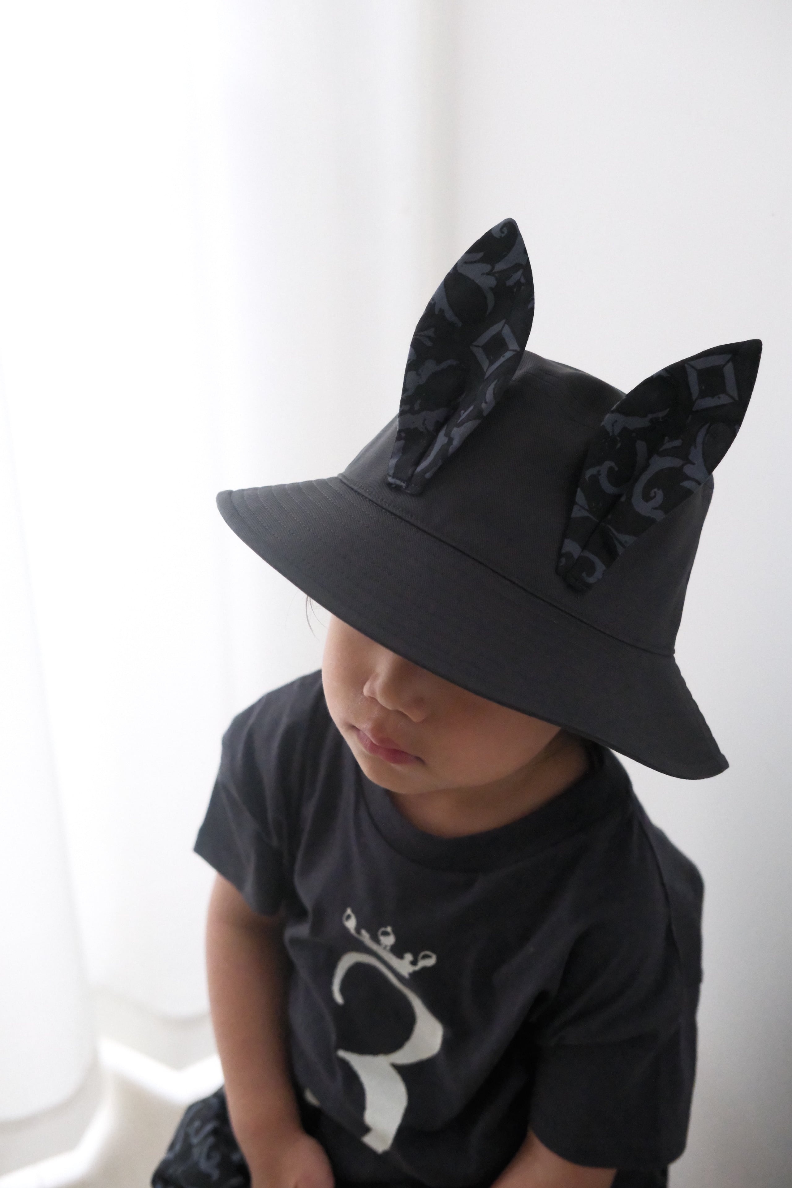 【即納/送料無料】AZULEJOS Beast / black