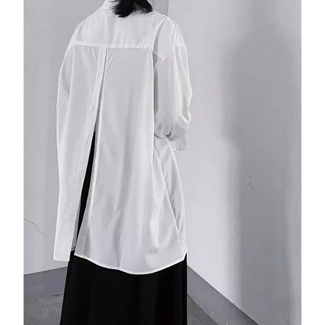 Back slit shirt C0269