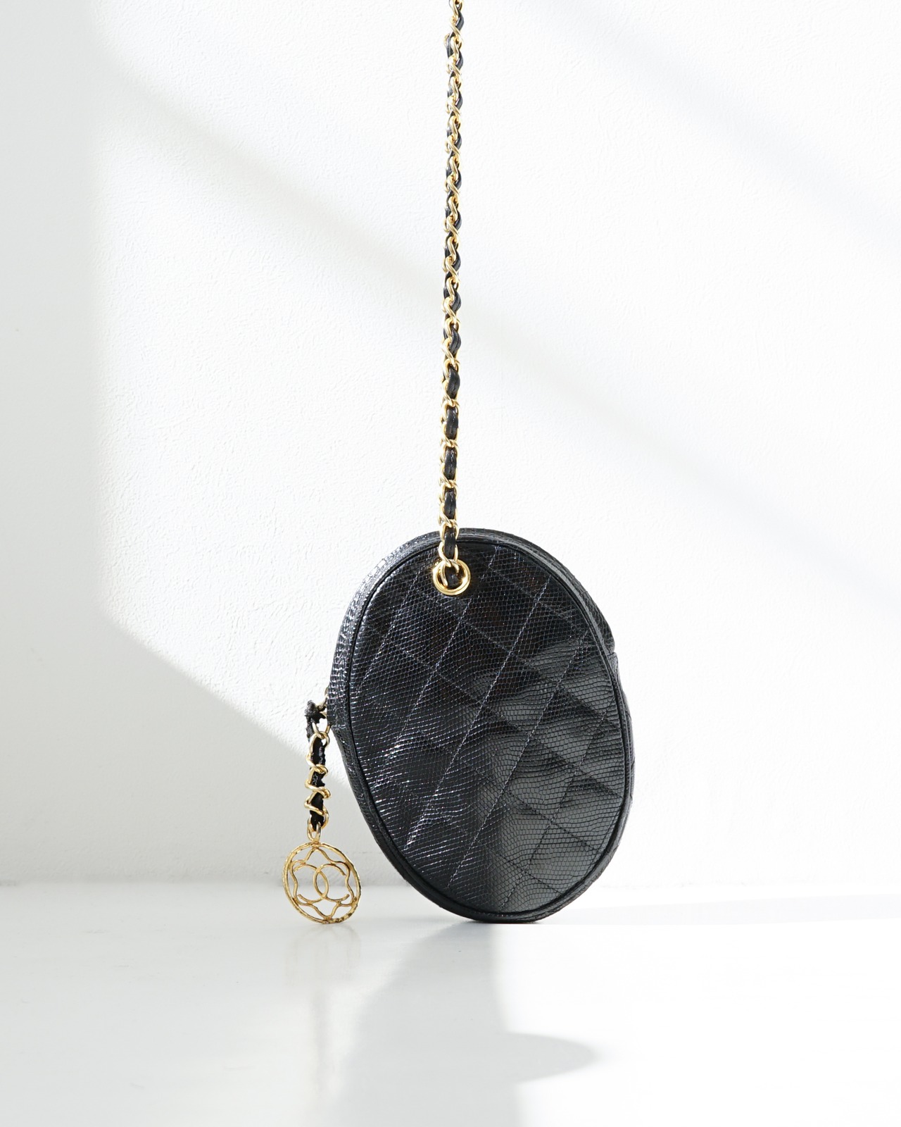 〈CHANEL〉Chain shoulder bag