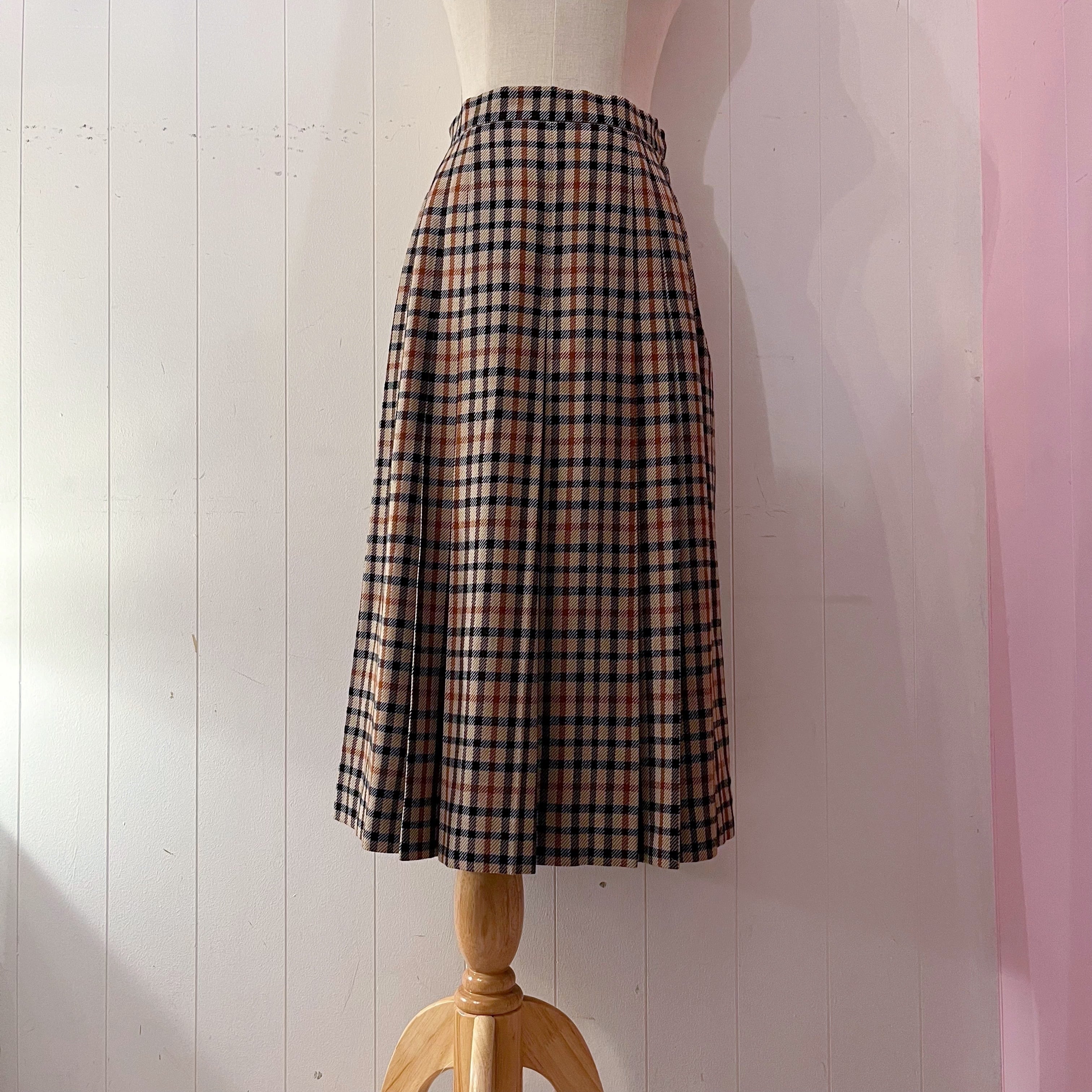 beige check tuck skirt