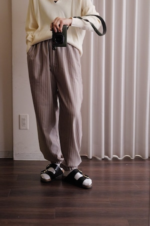 IKITSUKE stripe jogger pants beige