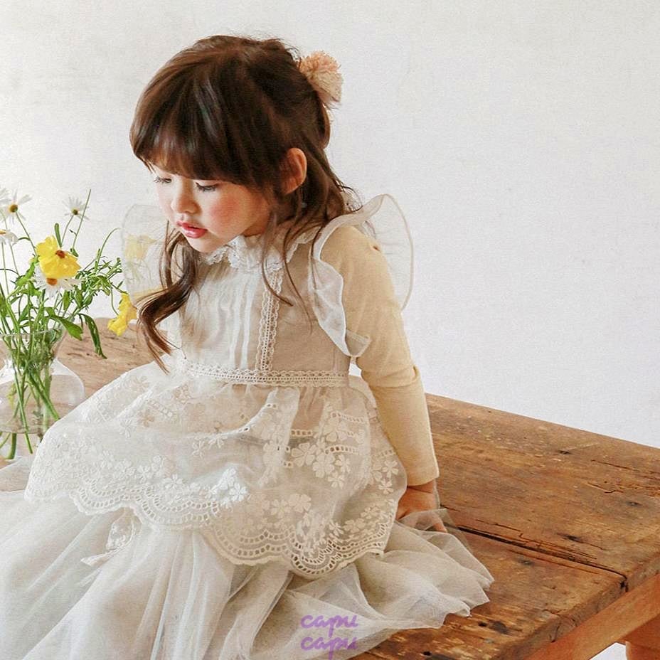 kidsagogo 2025ss エプロンワンピース　新品　未使用 エプロン 子供用 ギャザーエプロン ワンピースエプロン かわいい