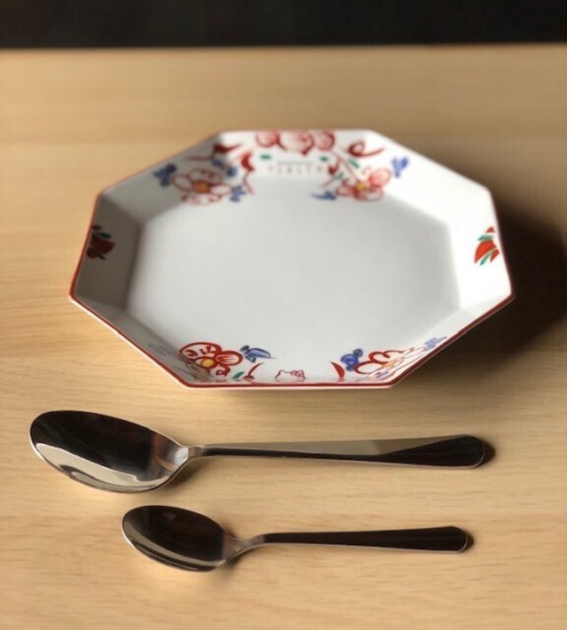 日本製　窯元直送　サンリオ「ハローキティ」×麦山窯　八角皿22cm - Hello Kitty 紅（あか）3点