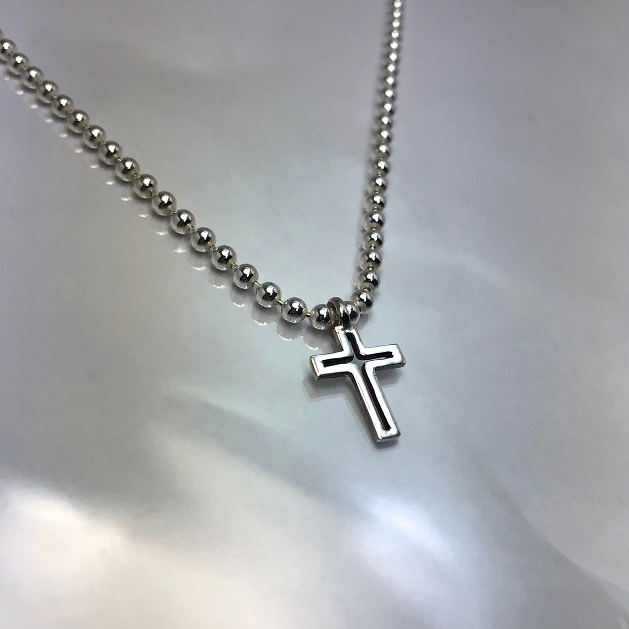 TINY CROSS PENDANT / タイニークロスペンダント