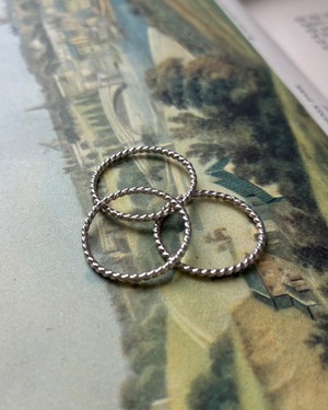 twist ring :silver