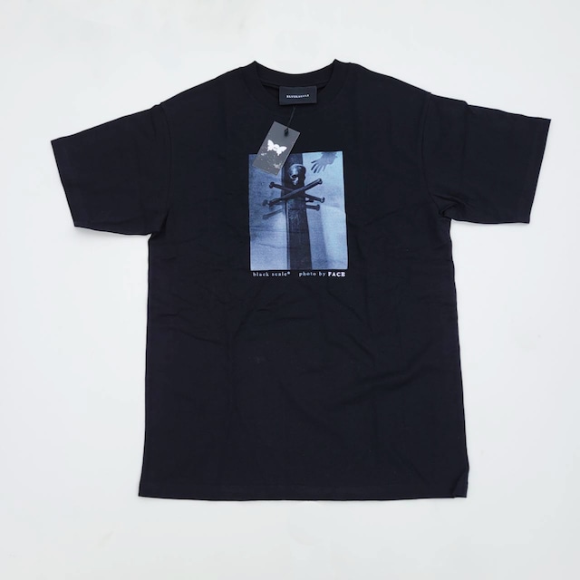 BLACK SCALE × FACE TEE "SKULL×BONES"