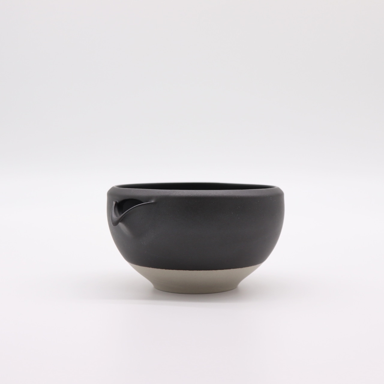 ORIGAMI 片口抹茶碗 pour