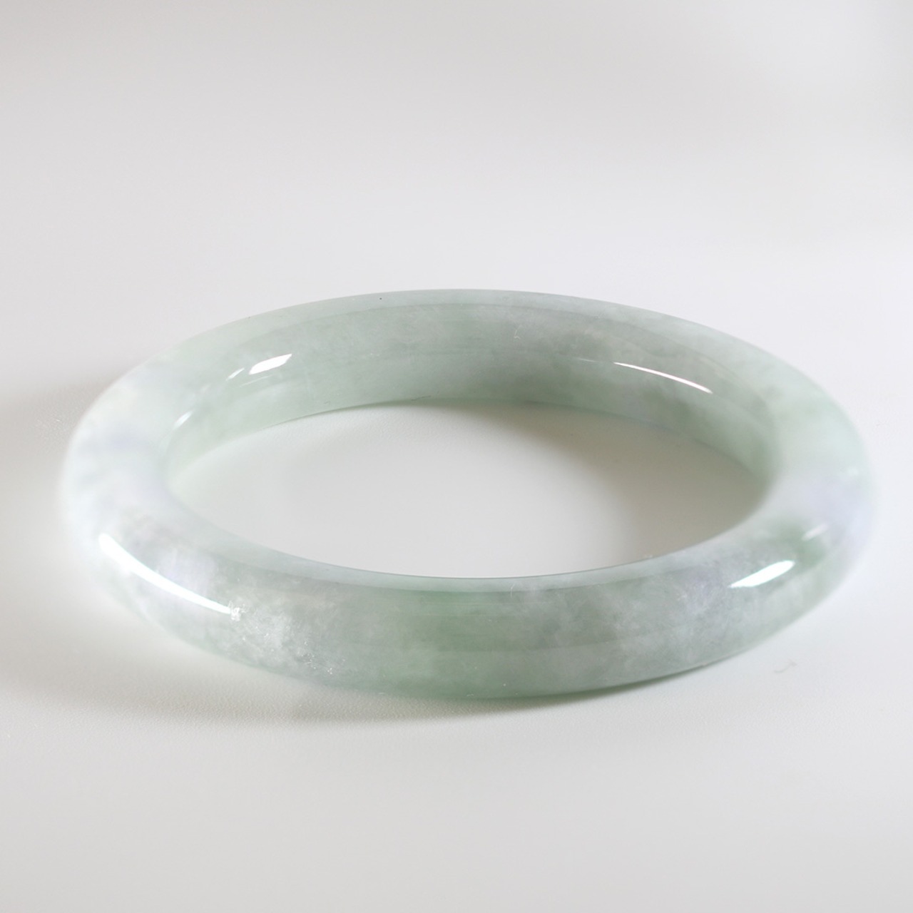 【内径60.5mm】艶やかな白〜紫〜緑〜青の絶妙なお色味！ 翡翠 バングル princess/lavender/gloss　A貨翡翠 jd_bg1084