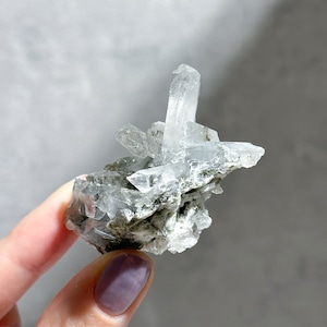 ゼッカ産クローライトインクリアクォーツ32◇ Chlorite in Clear Quartz From Zeca de Souza ◇天然石・鉱物・パワーストーン