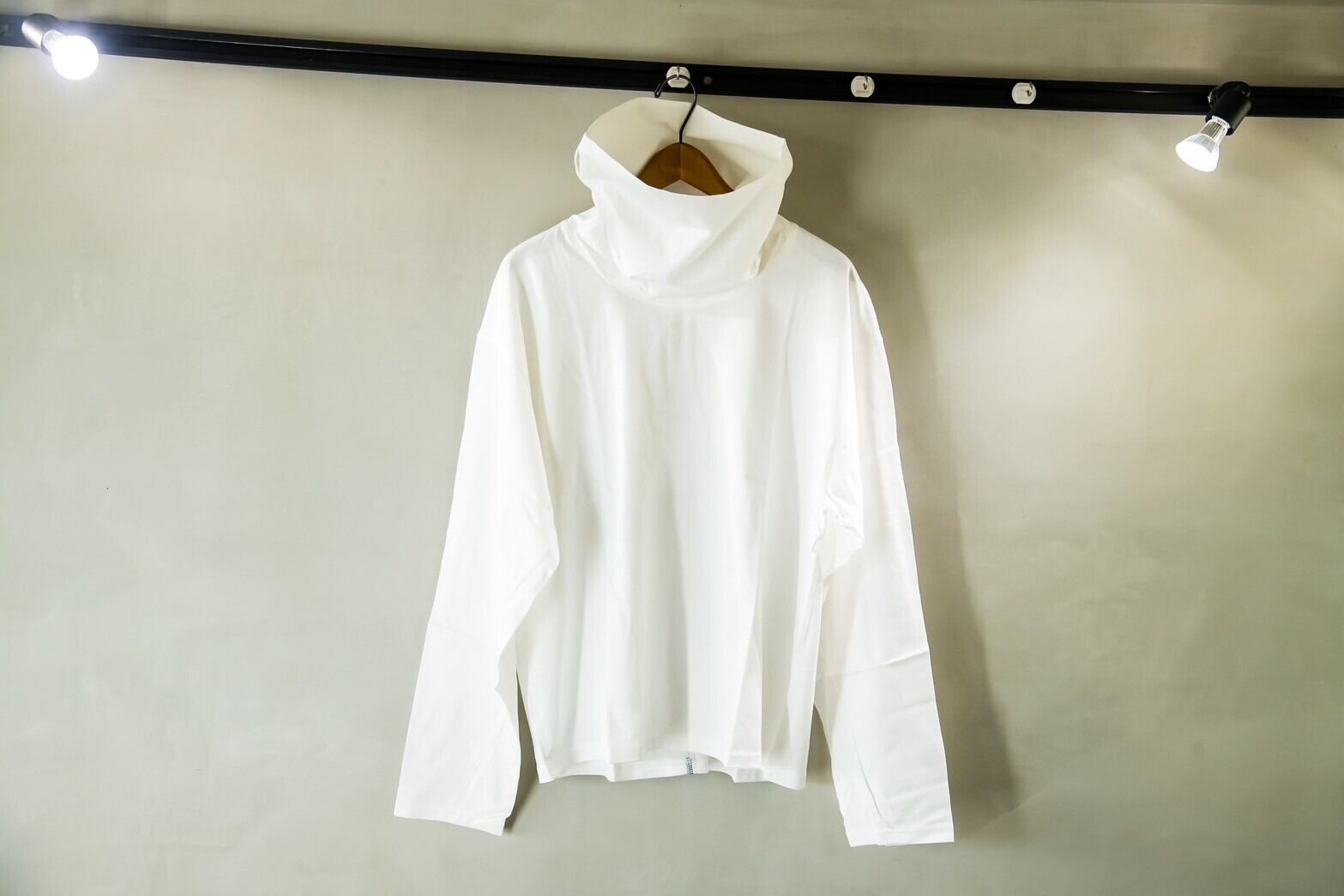 SHINYAKOZUKA ルーズタートル | NOUVEL des HIOC（ヌベル デ ヒオーク）