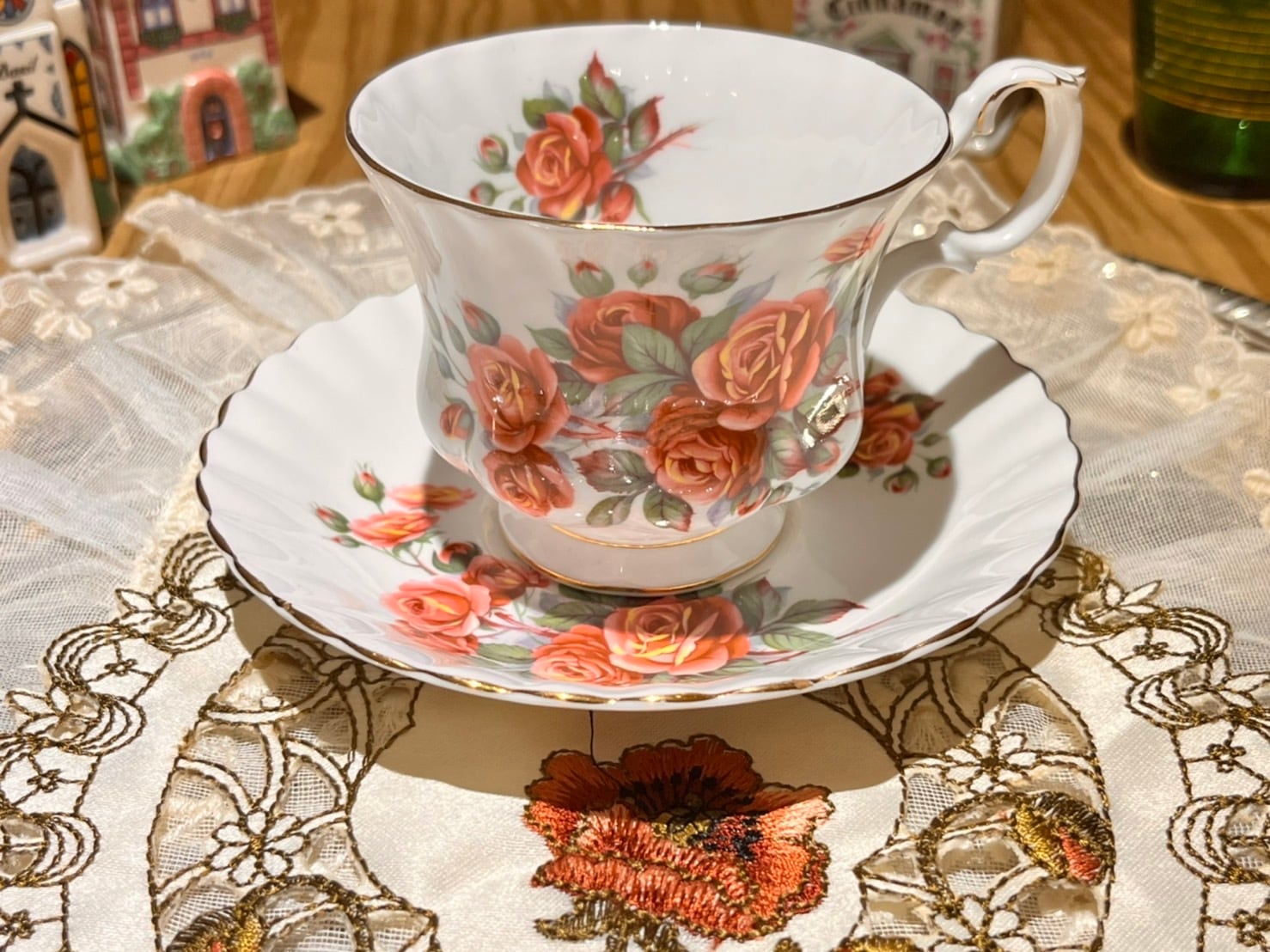 Royal Albert のカップ\u0026ソーサーセット