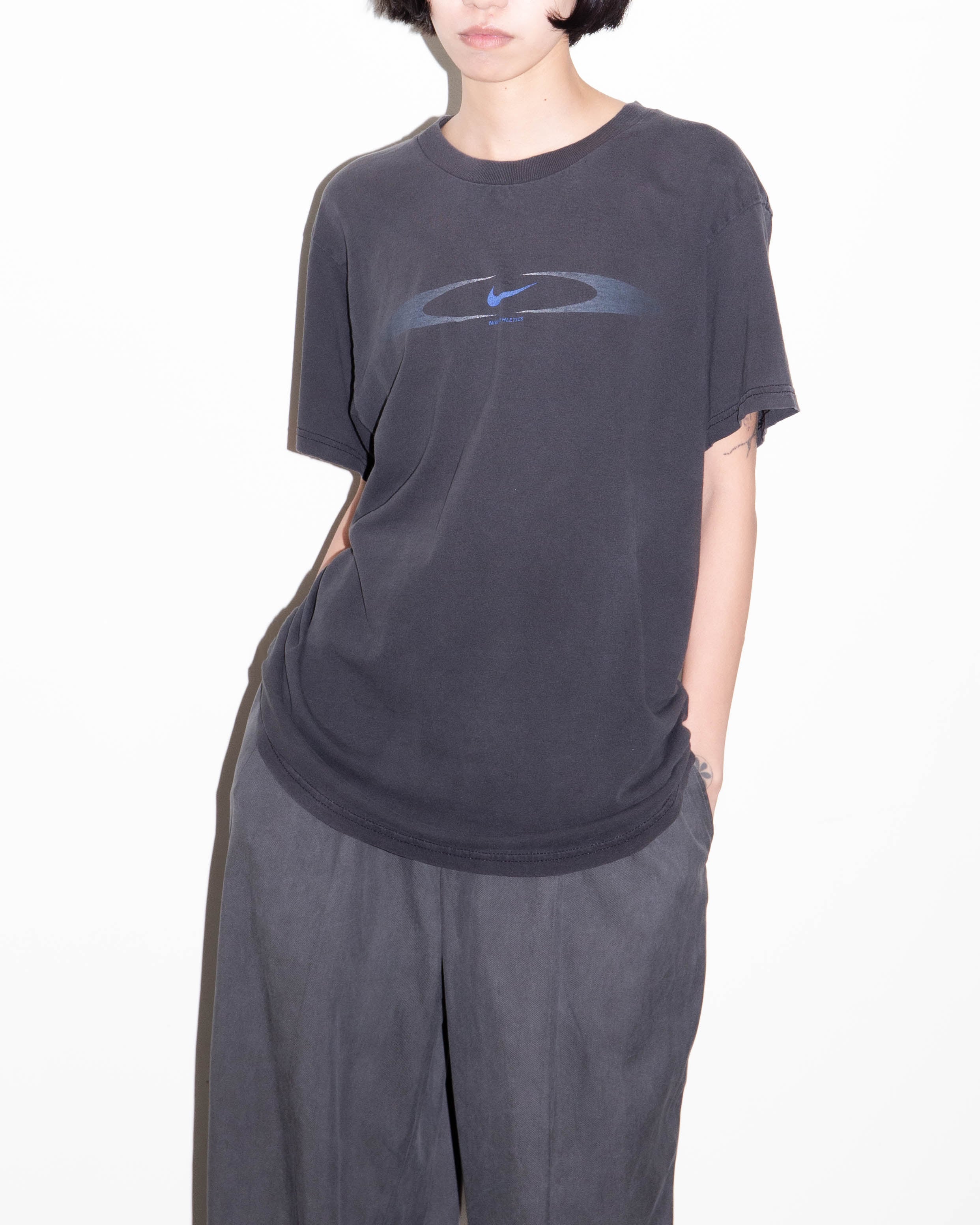 る*い様 激レア VINTAGE NIKE×ラグビー 90s 値下げ可能 1990s NIKE - oval graphic swoosh T-shirt | LUIK FINN