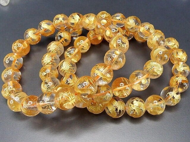 新品　運気金運上昇！水晶金手彫　風水龍、鳳凰ブレスレット　約10～19ミリ Amazon | お守り開運 金彫り 天然水晶 龍神 ブレスレット 皇帝龍