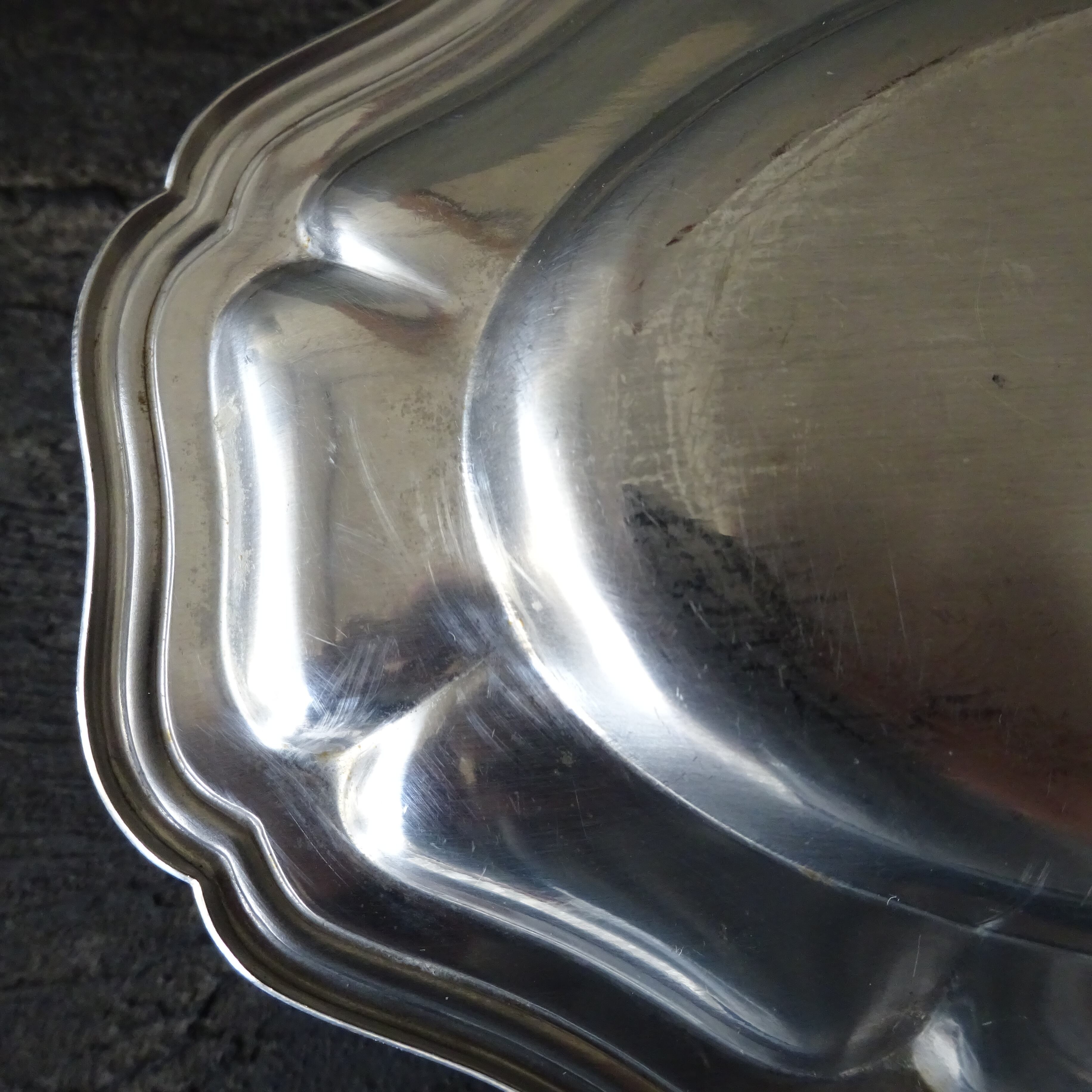 Ancienne Saucière et sa cuillère à sauce gras maigre en inox