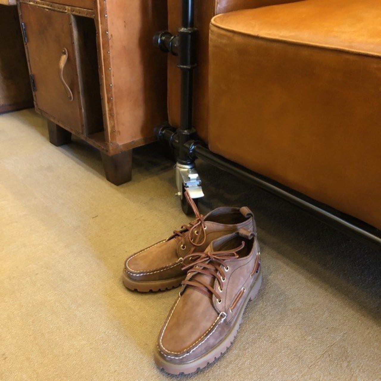 ヌバックレザーモカシンシューズ　【並行輸入品】