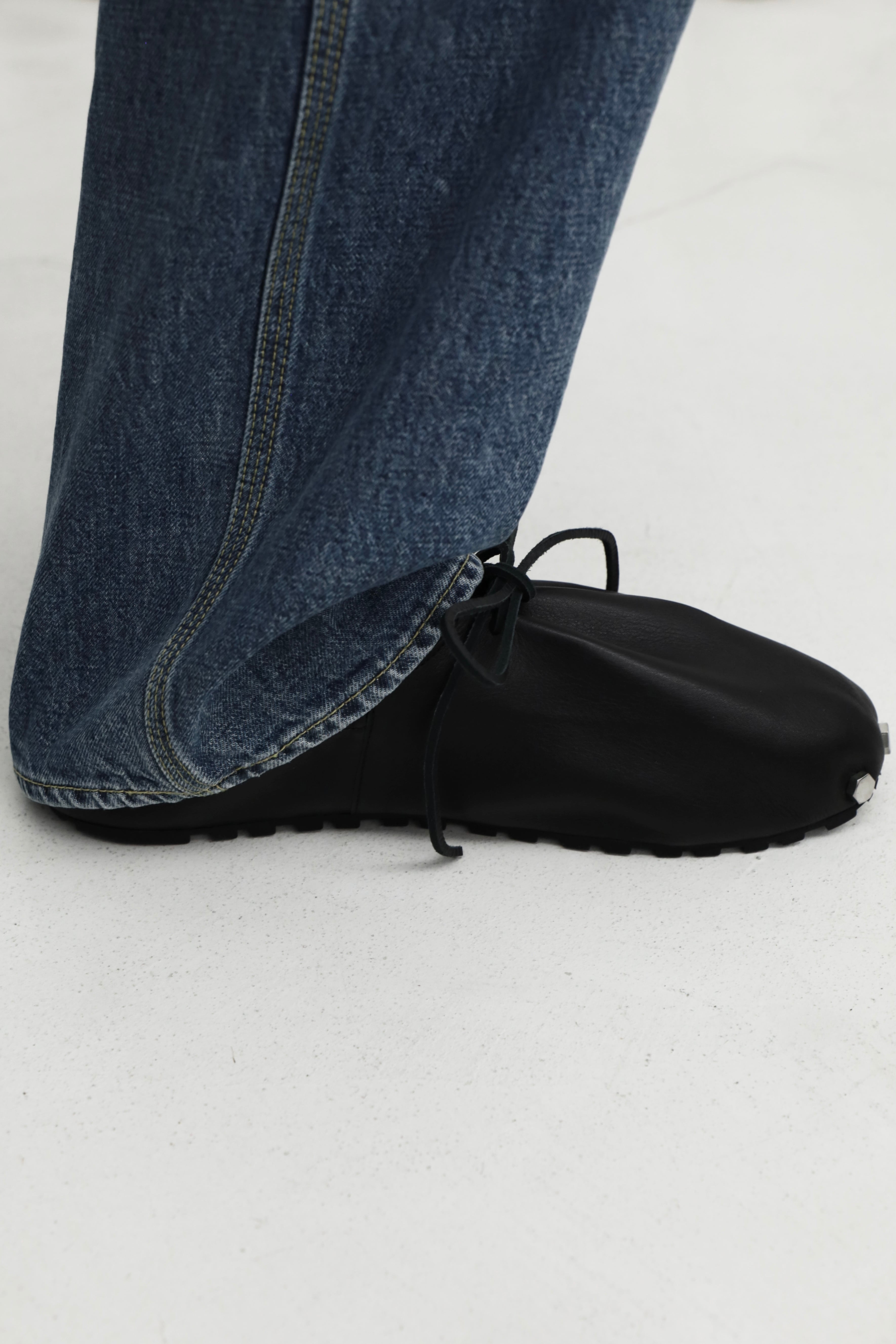 BLACK SPACE FLATS | OUAT