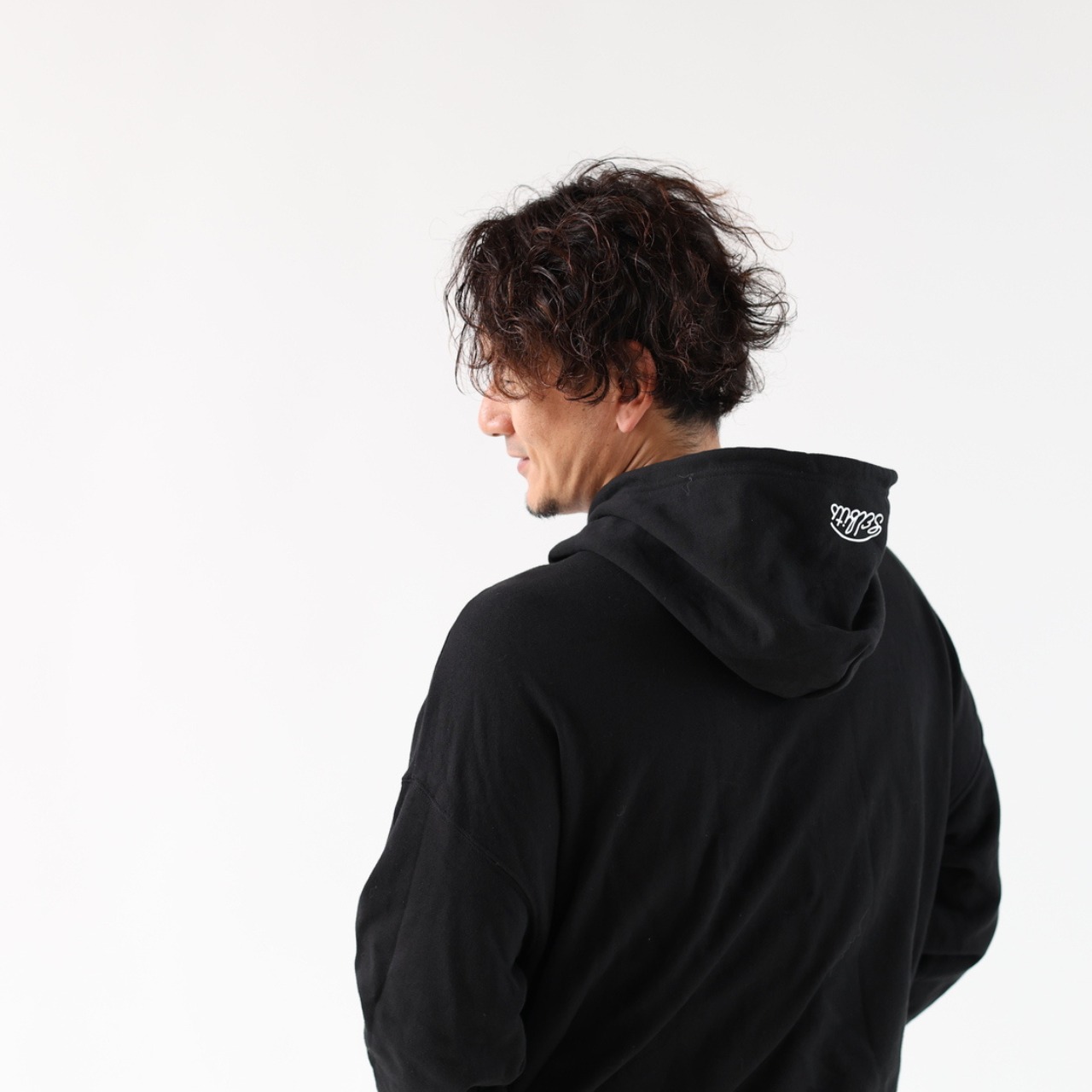 LOGO BLUE CAMOUFLAGE PARKA ”navy” / 迷彩ロゴパーカー