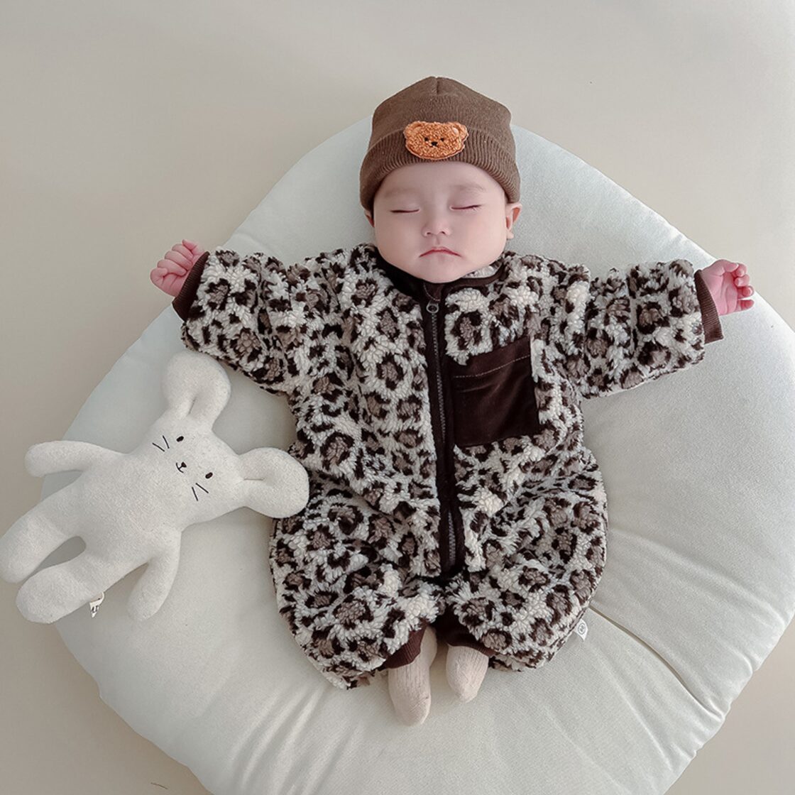 MILANCEL 冬のベビーロンパース幼児ヒョウ柄フリース厚みのある 