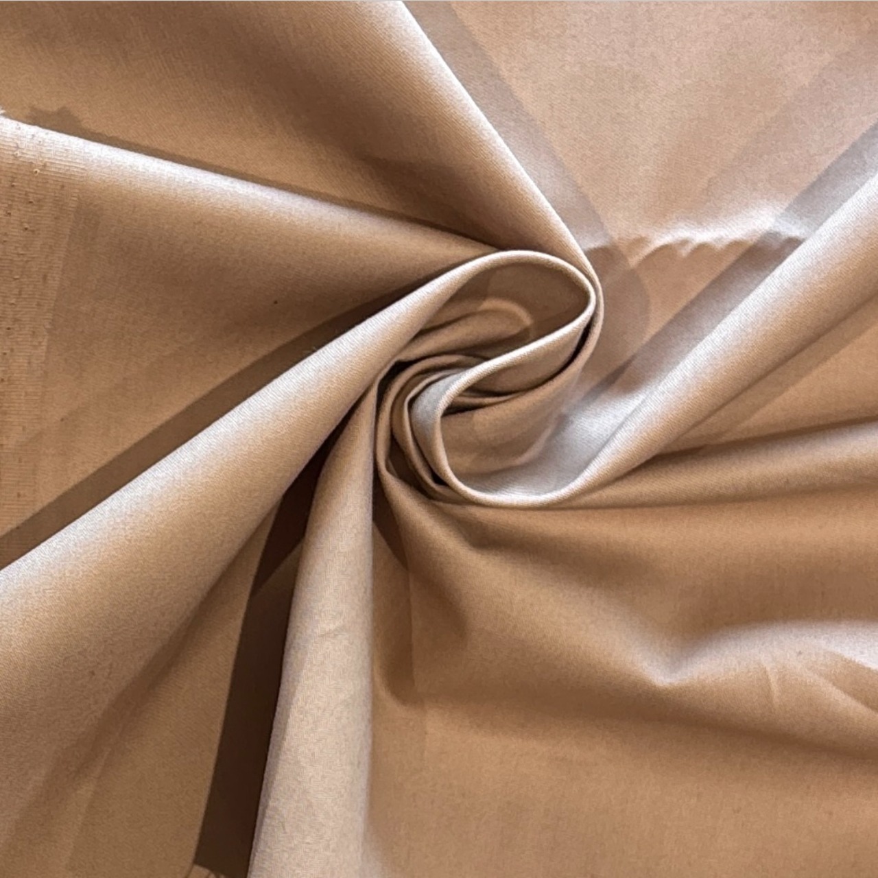 TB355◆2m◆M◆綿100%滑らかシーチング生地◆アイスベージュ系