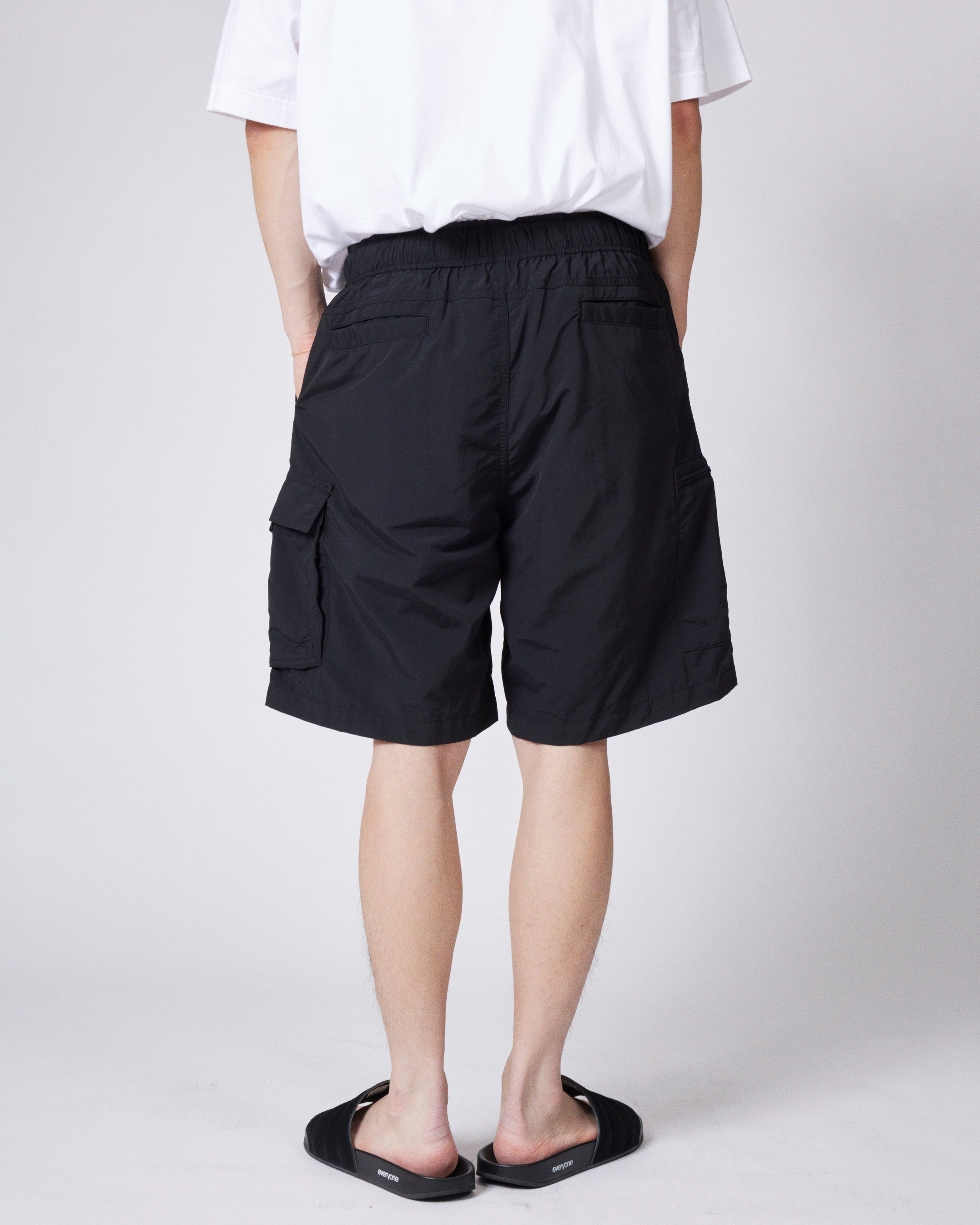 everyone nylon utility cargo shorts (BLACK) | everyone
